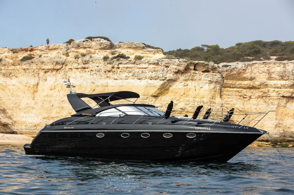 BoatPhoto.coverAlt