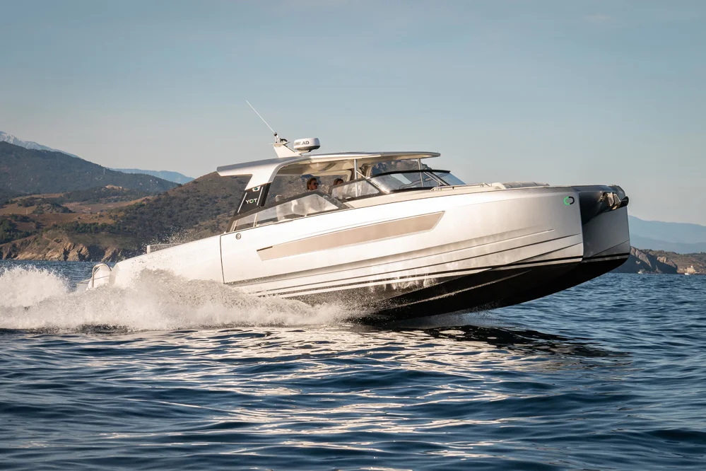 BoatPhoto.coverAlt