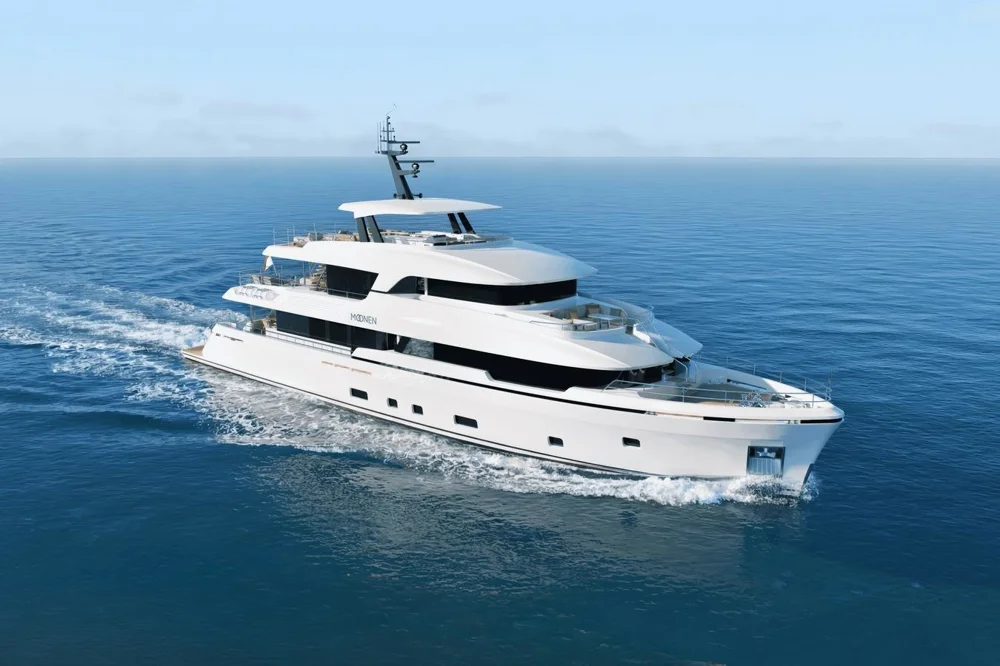 BoatPhoto.coverAlt