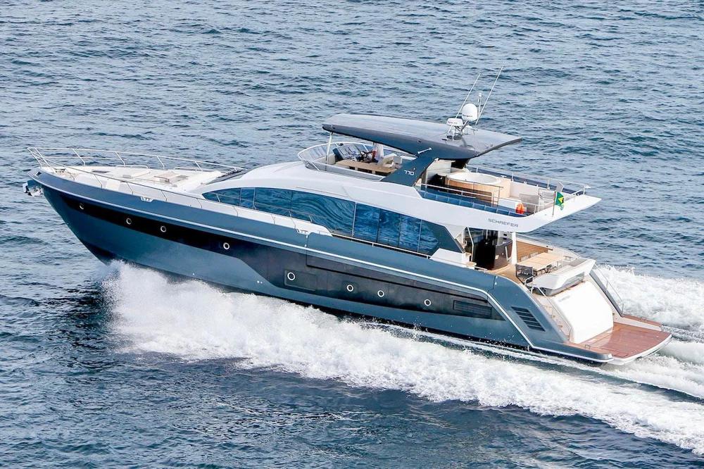 BoatPhoto.coverAlt