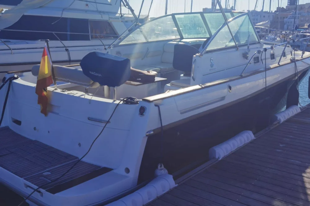 BoatPhoto.coverAlt