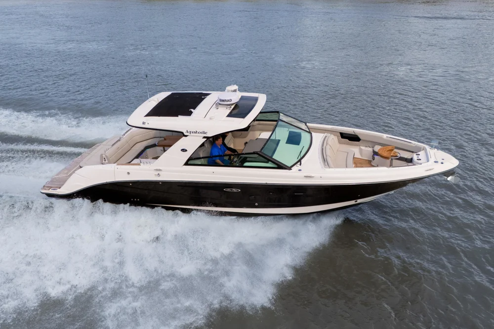 BoatPhoto.coverAlt