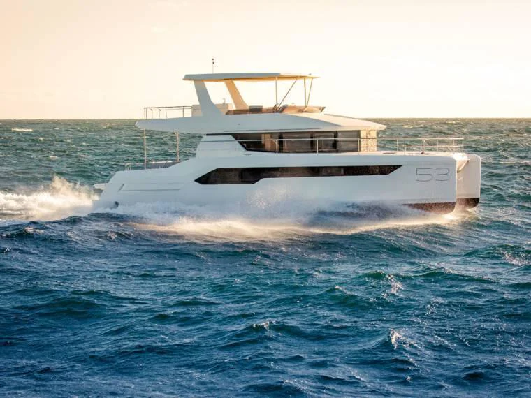 BoatPhoto.coverAlt