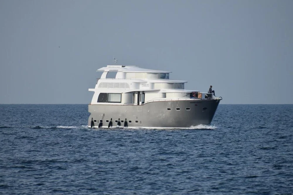 BoatPhoto.coverAlt