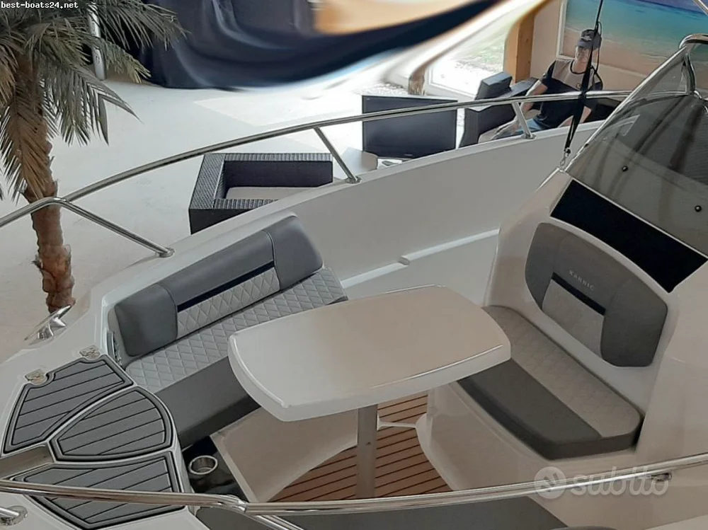 BoatPhoto.alt