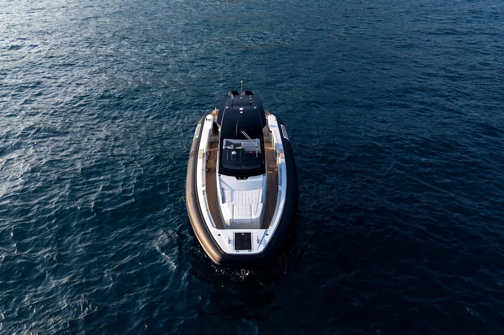 2026 Pirelli 35 for sale in Sant Andreu de Llavaneres, Spain, photo 4 of 5