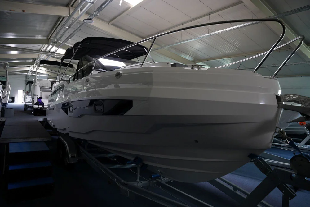 BoatPhoto.coverAlt