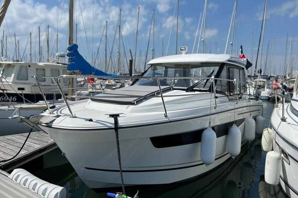 BoatPhoto.coverAlt