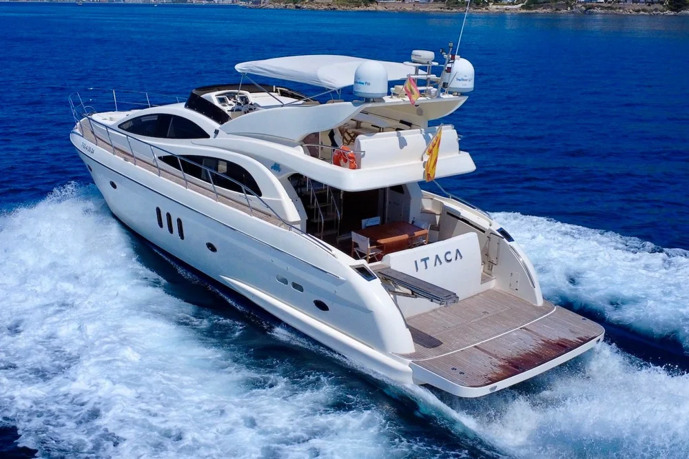 BoatPhoto.alt