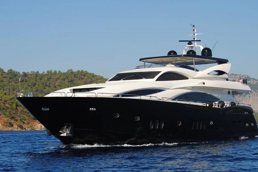 BoatPhoto.coverAlt