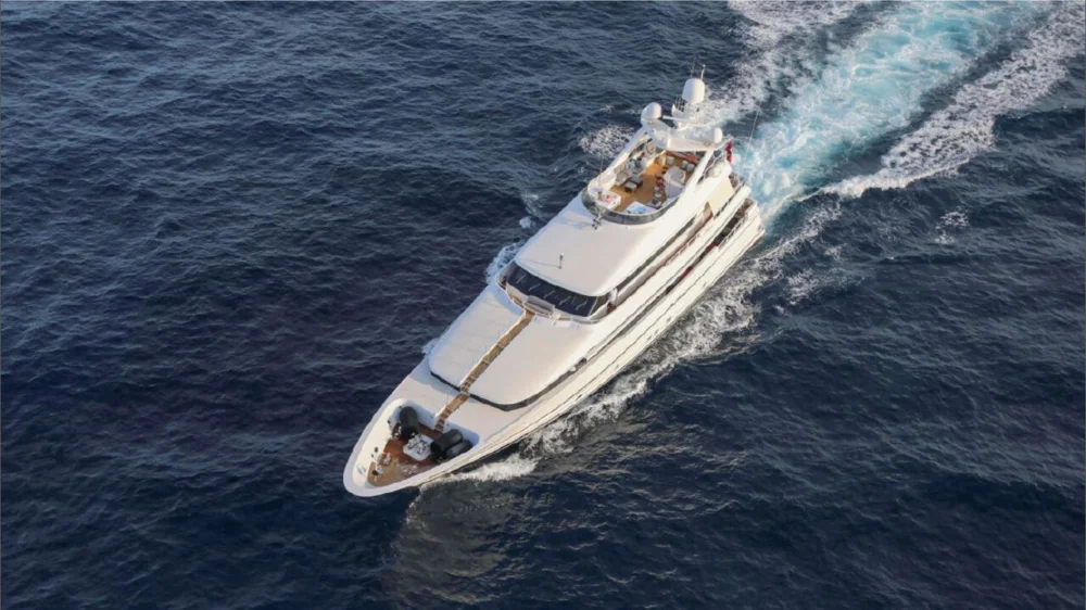 BoatPhoto.alt