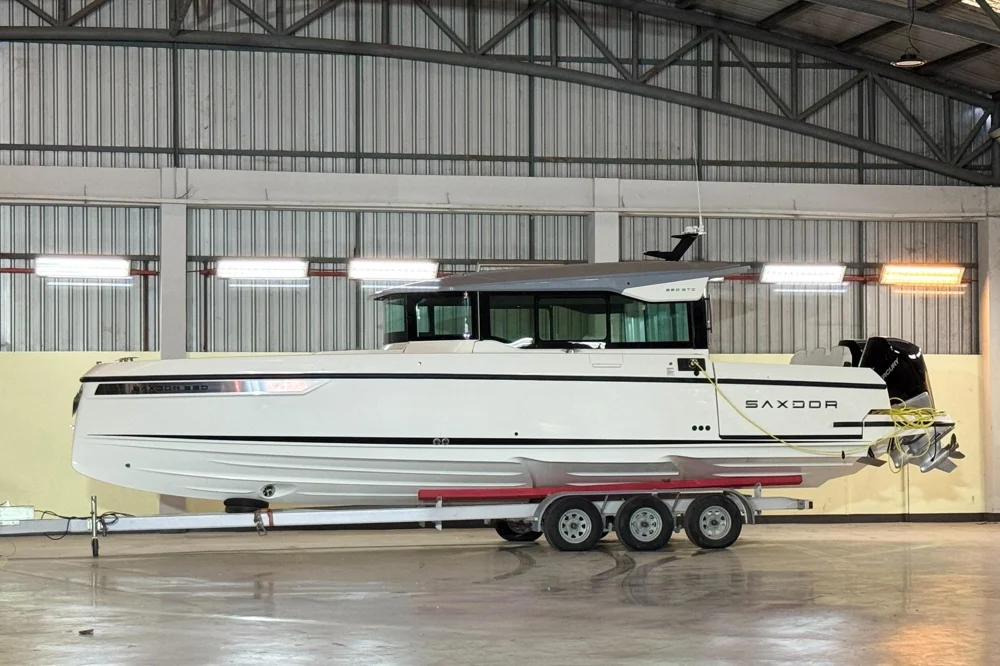 BoatPhoto.coverAlt