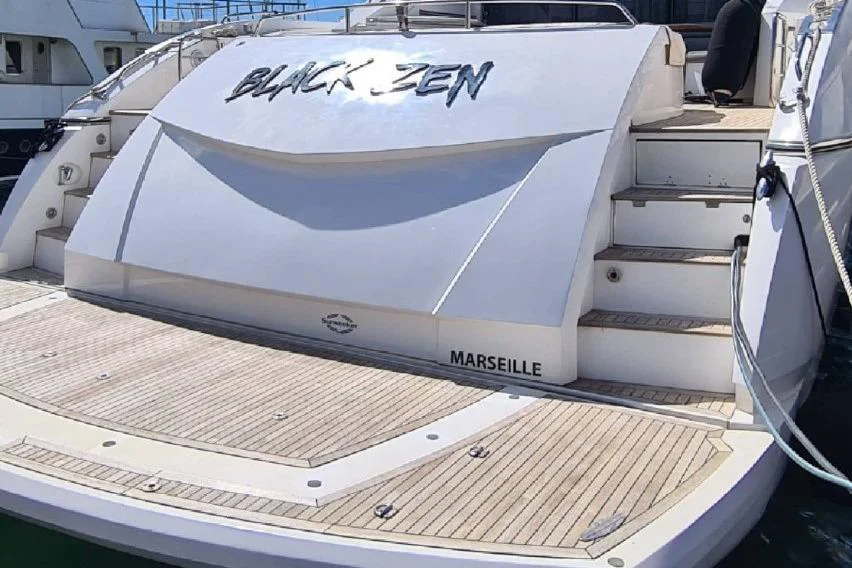 2006 SUNSEEKER Predator 82 for sale in Bandol, France, photo 2 of 5