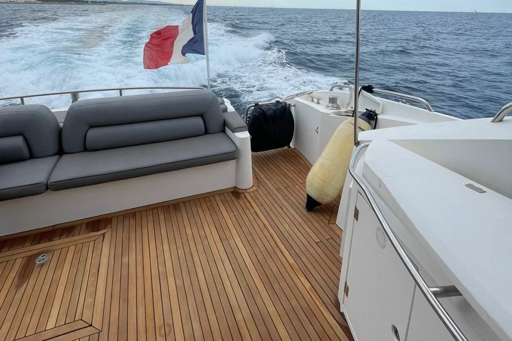 2006 SUNSEEKER Predator 82 for sale in Bandol, France, photo 5 of 5