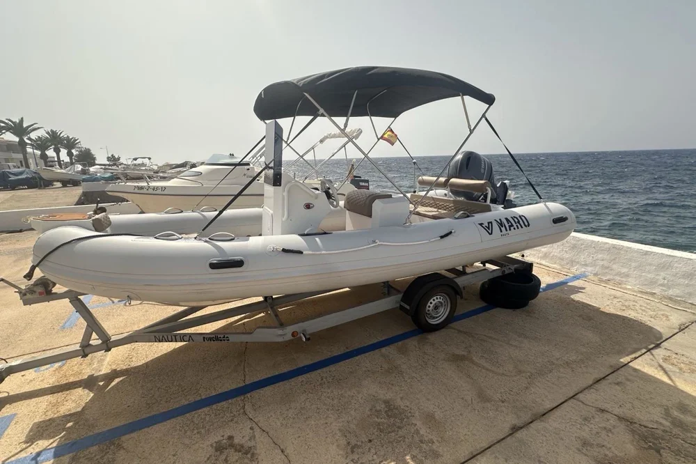 BoatPhoto.coverAlt
