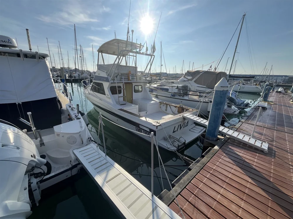 BoatPhoto.coverAlt