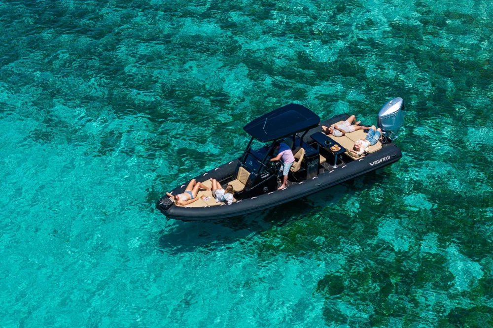 BoatPhoto.coverAlt