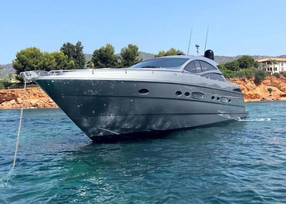 BoatPhoto.coverAlt