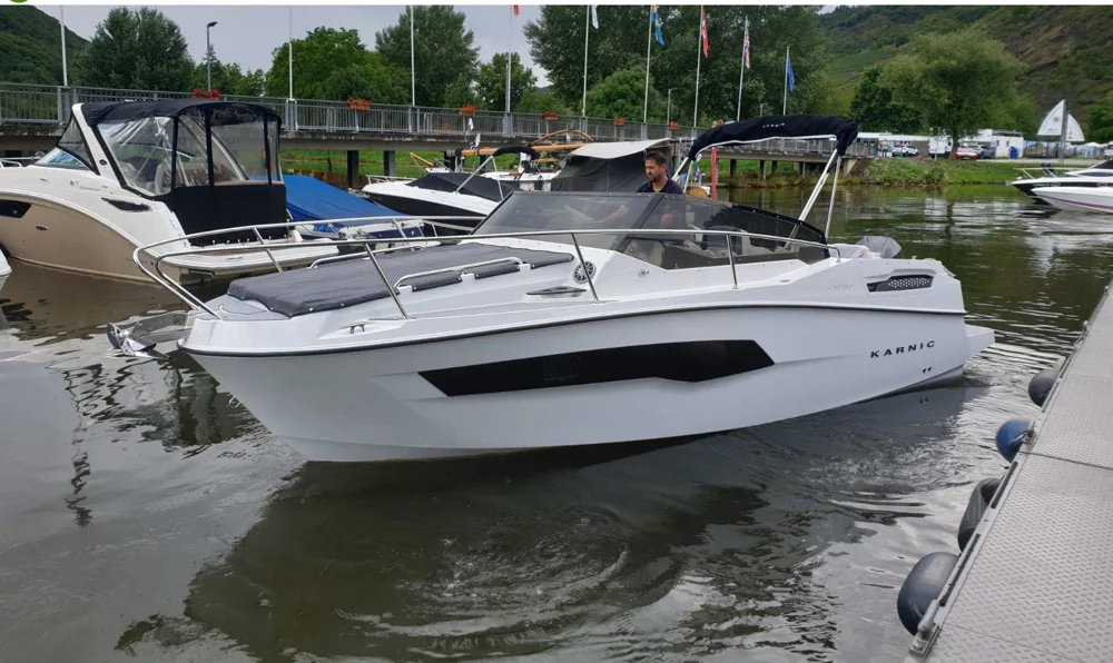 BoatPhoto.coverAlt