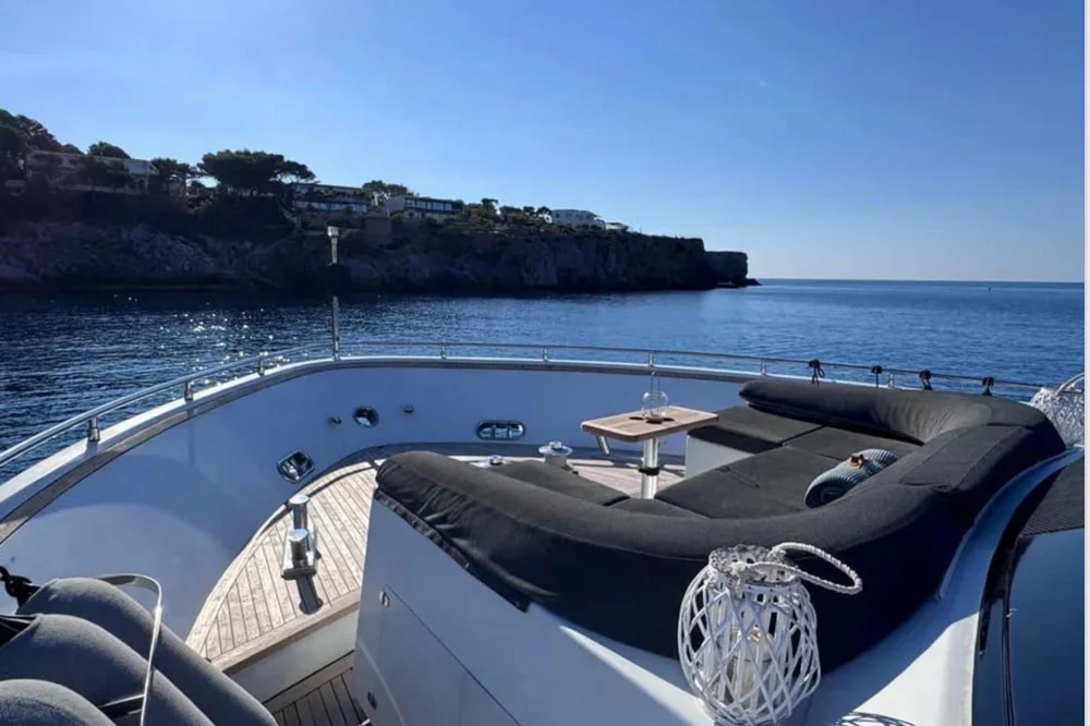 2000 Sanlorenzo SL88 for sale in Palma, Spain, photo 3 of 5