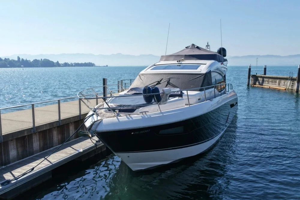 BoatPhoto.coverAlt