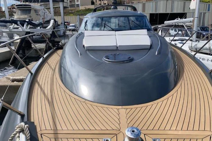BoatPhoto.alt