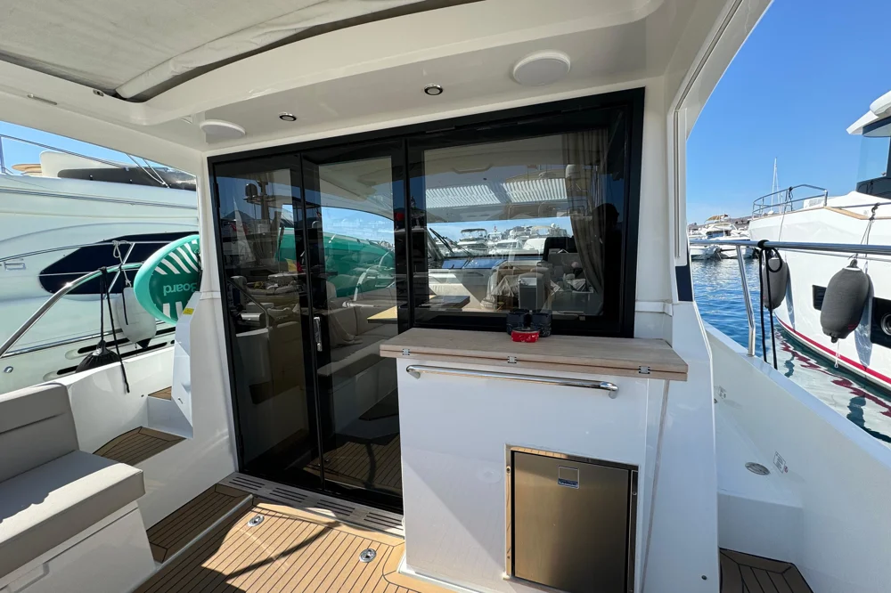 BoatPhoto.alt