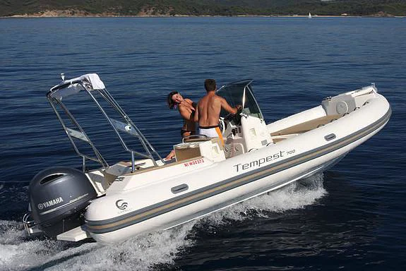 BoatPhoto.alt