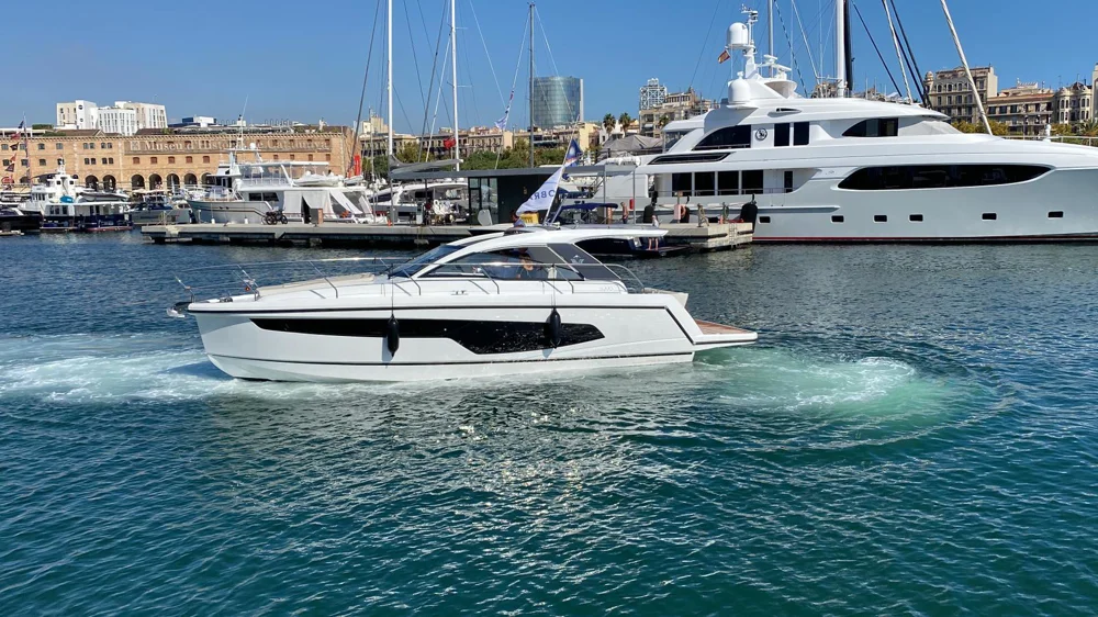 BoatPhoto.coverAlt