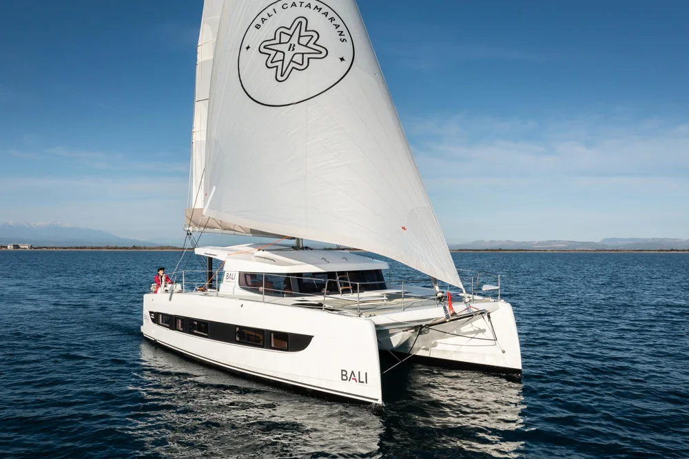 BoatPhoto.coverAlt