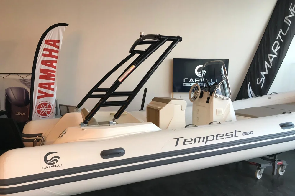 BoatPhoto.coverAlt