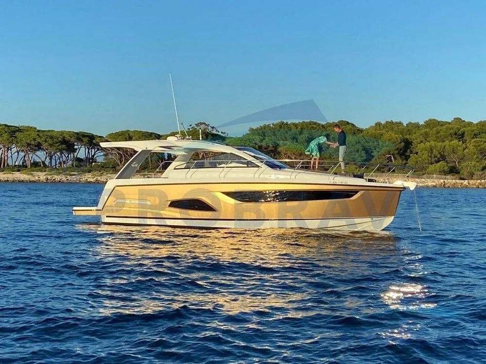 BoatPhoto.alt