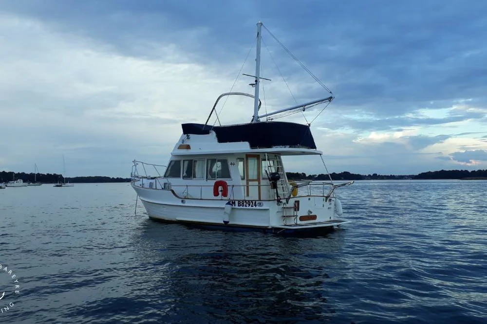 BoatPhoto.coverAlt