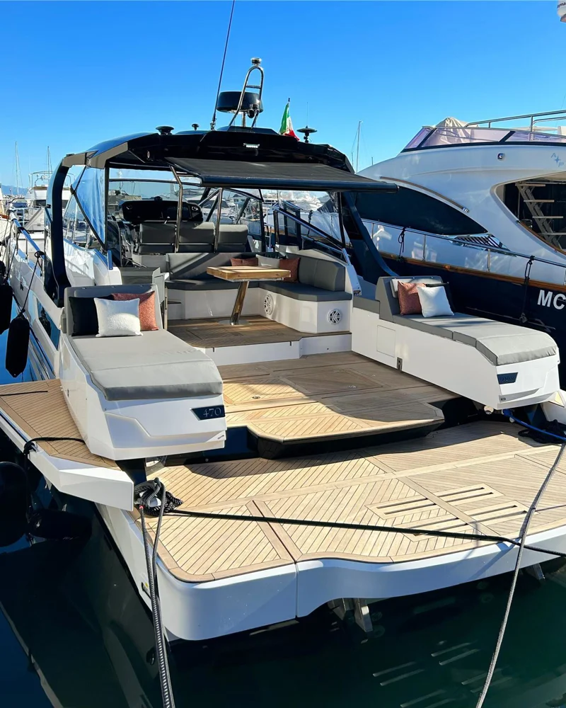 BoatPhoto.alt