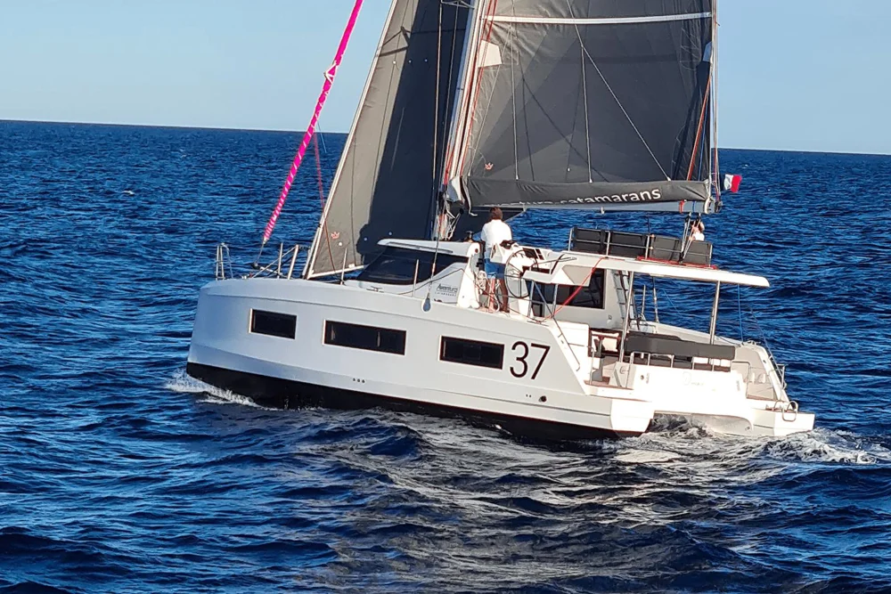 BoatPhoto.coverAlt