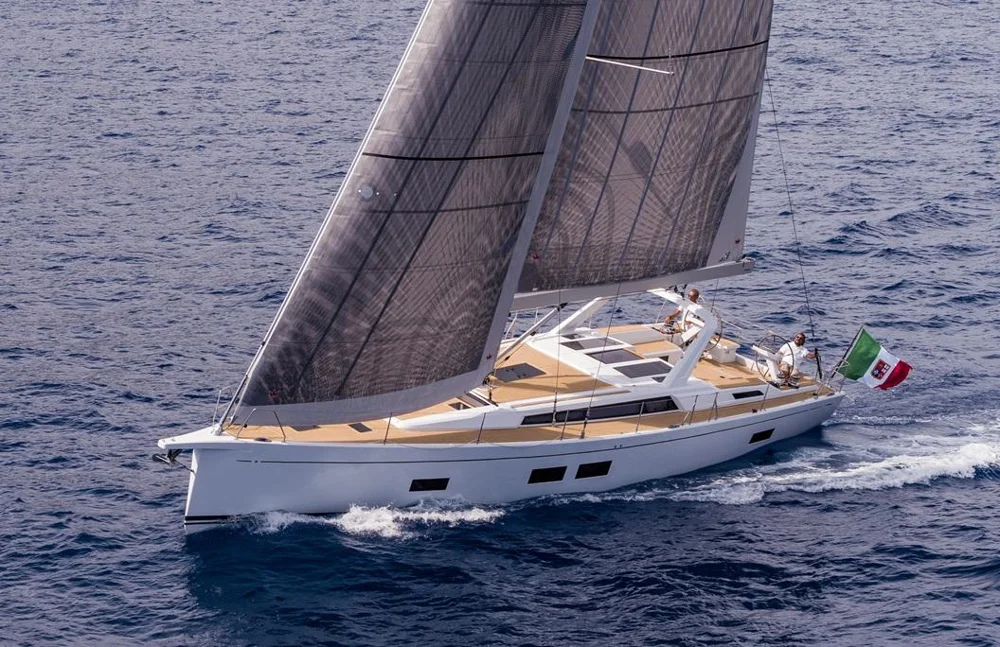 BoatPhoto.coverAlt