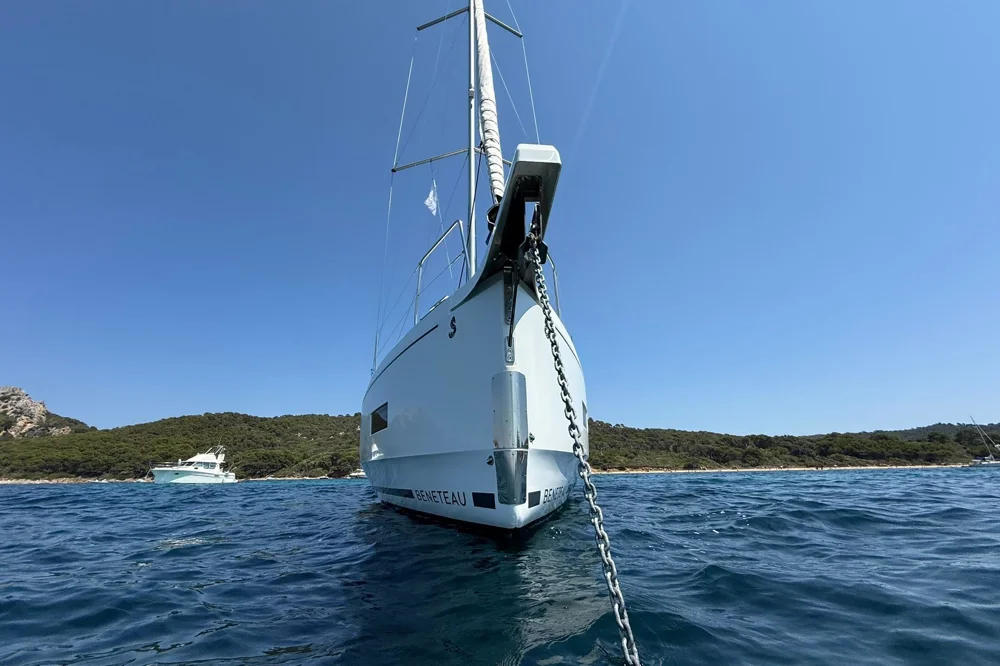 BoatPhoto.coverAlt