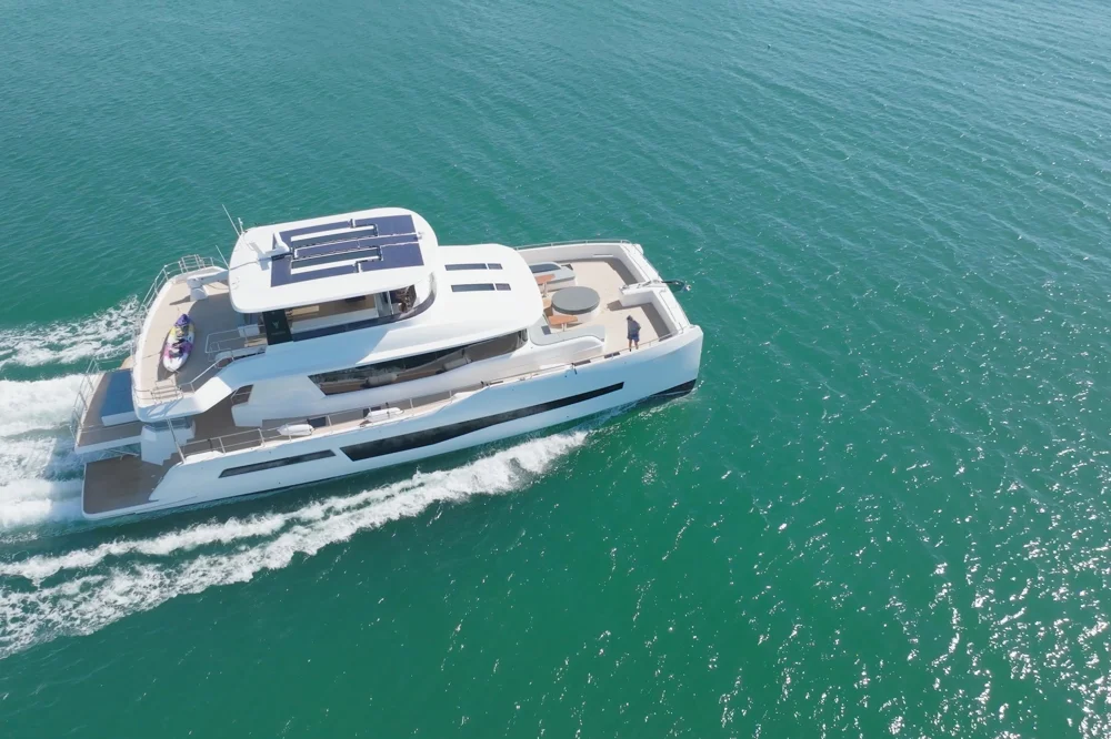 BoatPhoto.coverAlt
