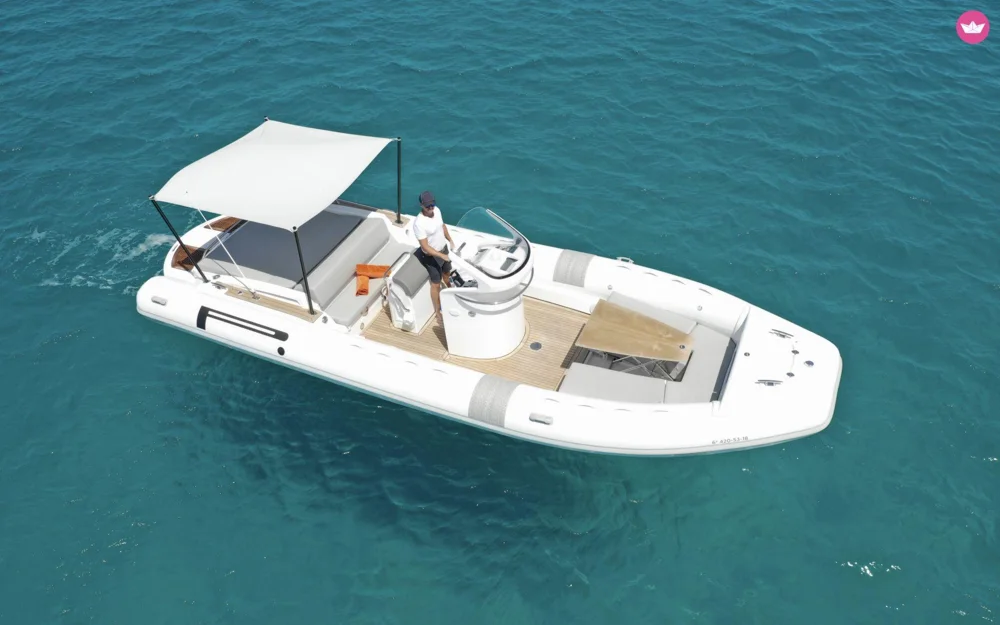 BoatPhoto.coverAlt