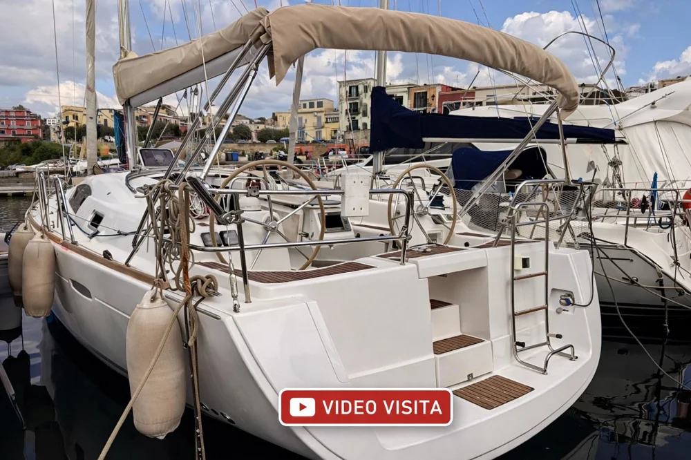 BoatPhoto.coverAlt