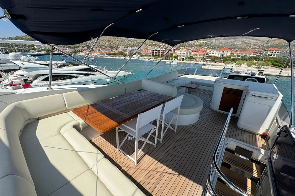 2019 SUNSEEKER Manhattan 66 for sale in Split, Croatia, photo 2 of 5