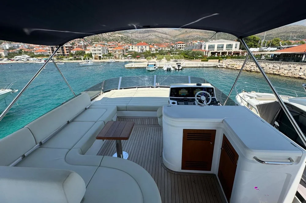 2019 SUNSEEKER Manhattan 66 for sale in Split, Croatia, photo 3 of 5