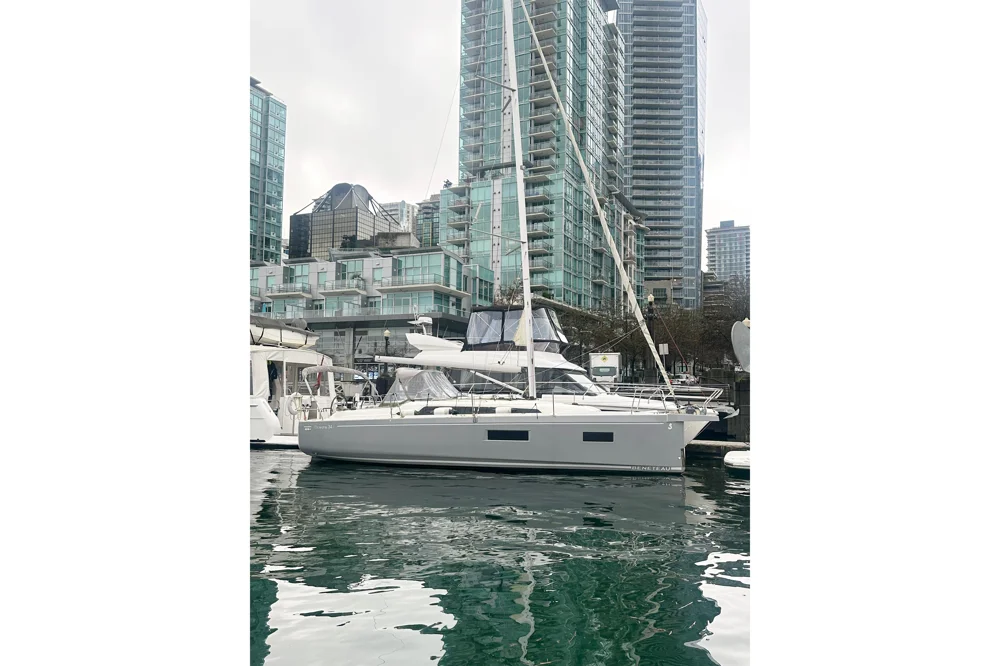 BoatPhoto.coverAlt