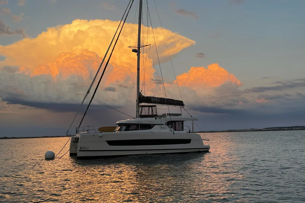 BoatPhoto.coverAlt