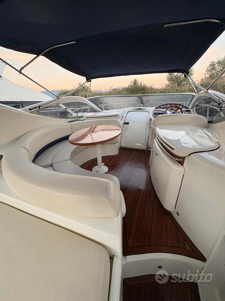BoatPhoto.alt