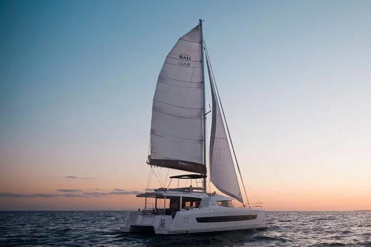 BoatPhoto.coverAlt