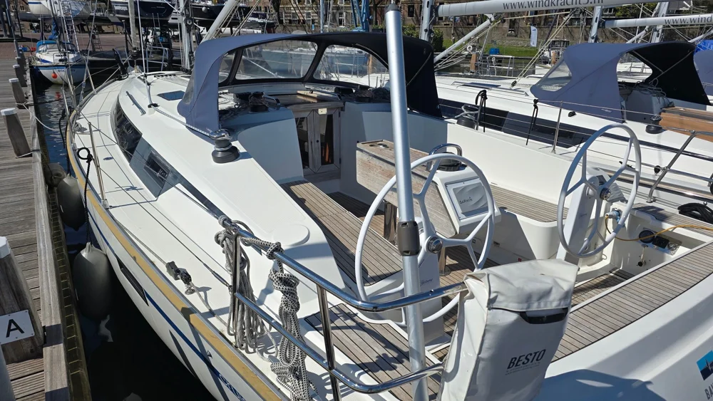 2020 Bavaria Cruiser 41 for sale, photo 3 of 5