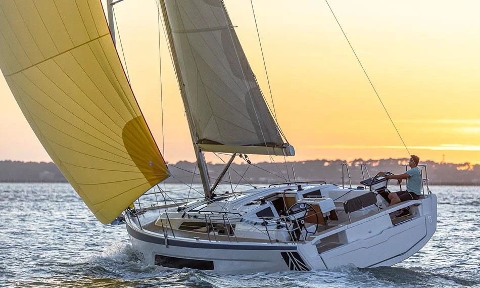 BoatPhoto.coverAlt