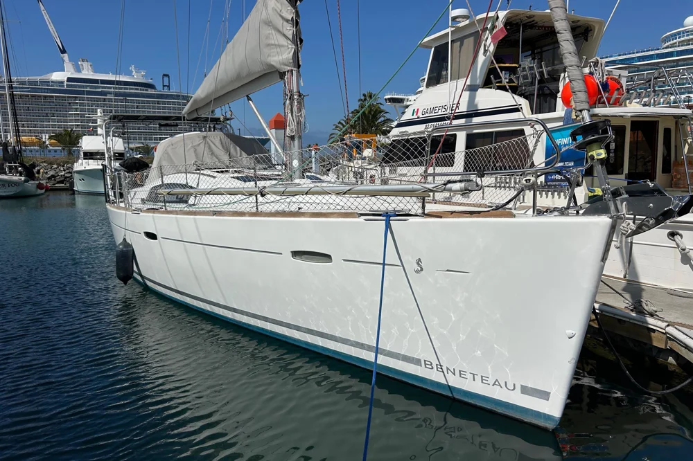 BoatPhoto.coverAlt