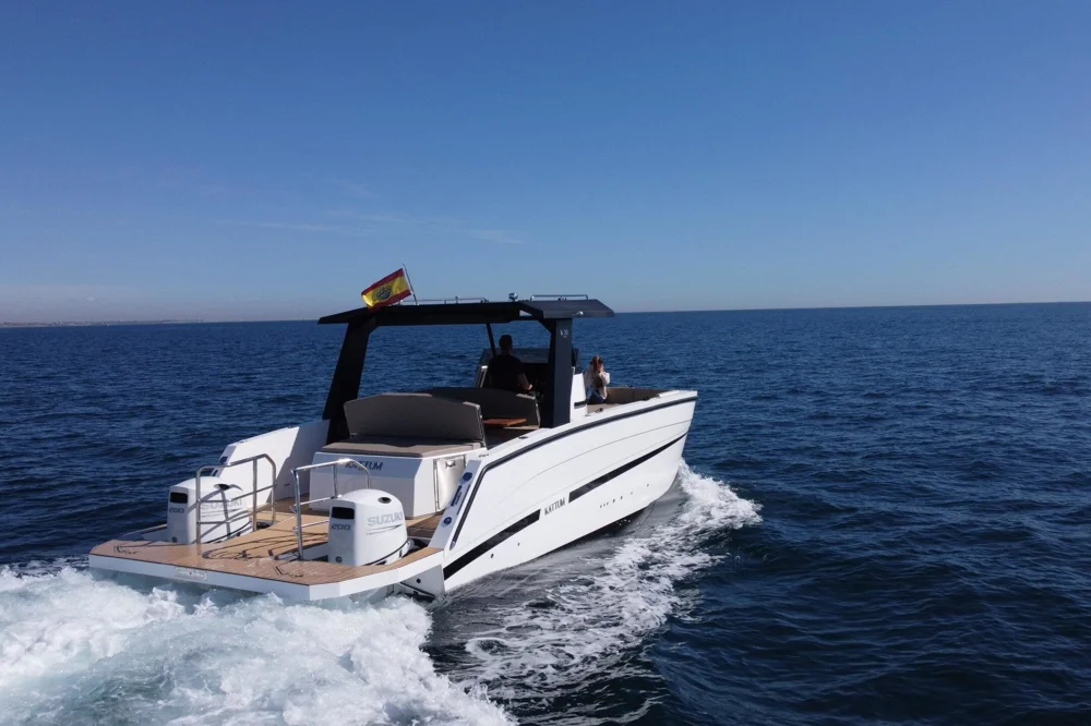 BoatPhoto.alt